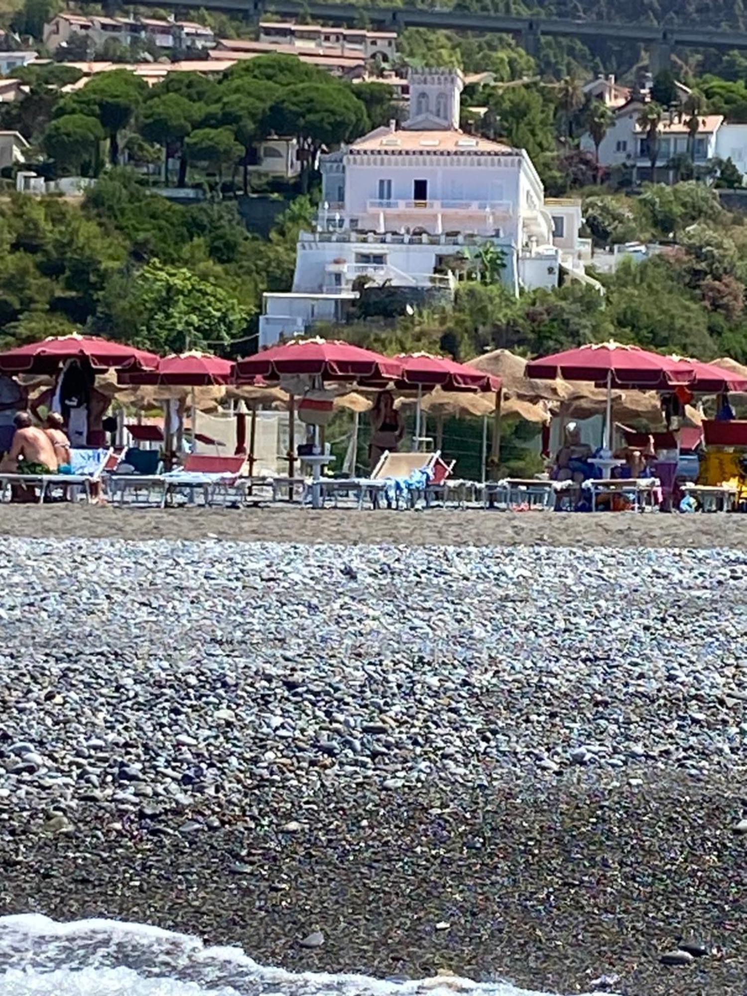 Appartamento Nel Fabbricato Denominato Il Castello Praia a Mare Eksteriør billede